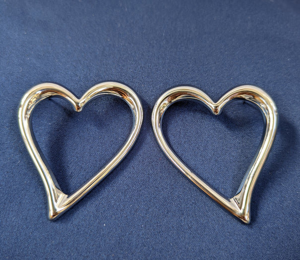 Modern Heart Silhouette earrings